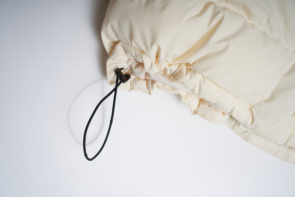 White string for a puffer jacket 